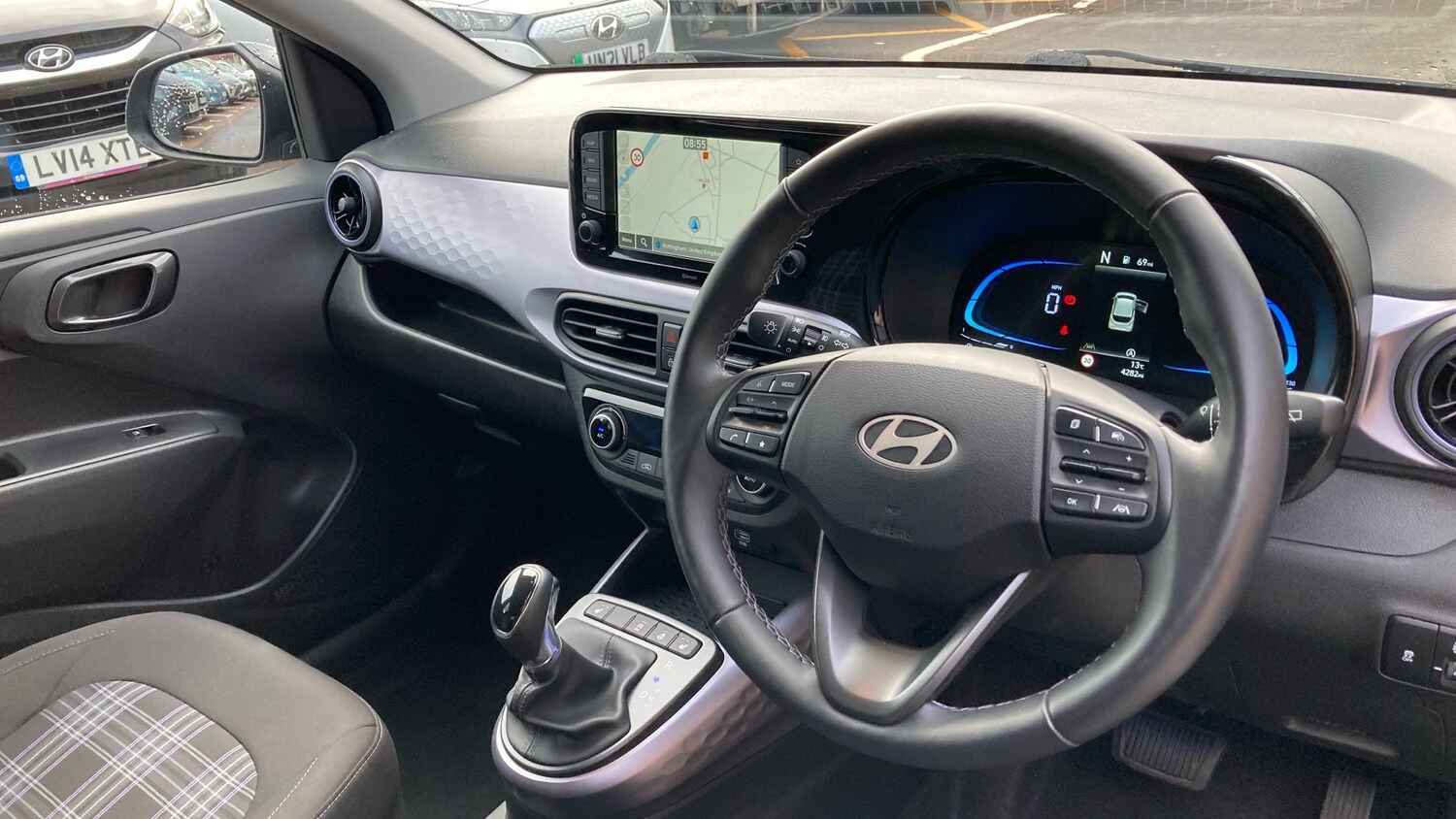 Used Hyundai i10 2024 for sale - 76114857: Photo 11