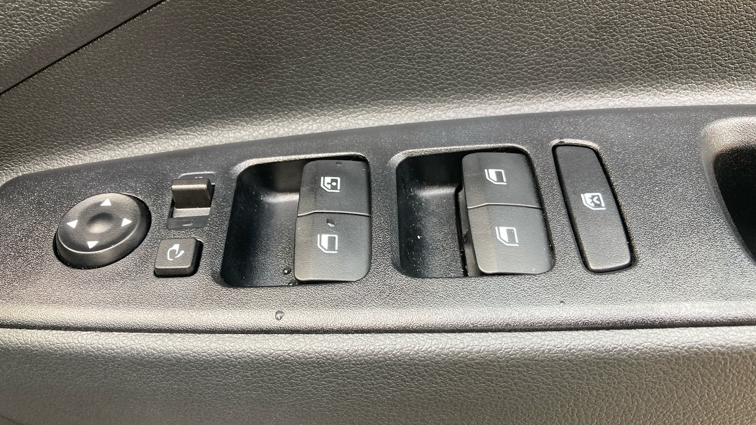 Used Hyundai i10 2024 for sale - 76114857: Photo 26