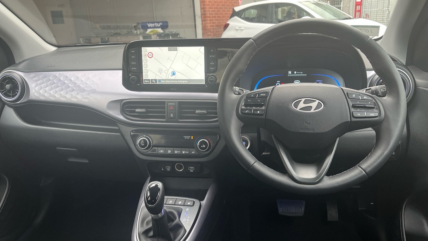 Used Hyundai i10 2024 for sale - 76115734: Photo 10