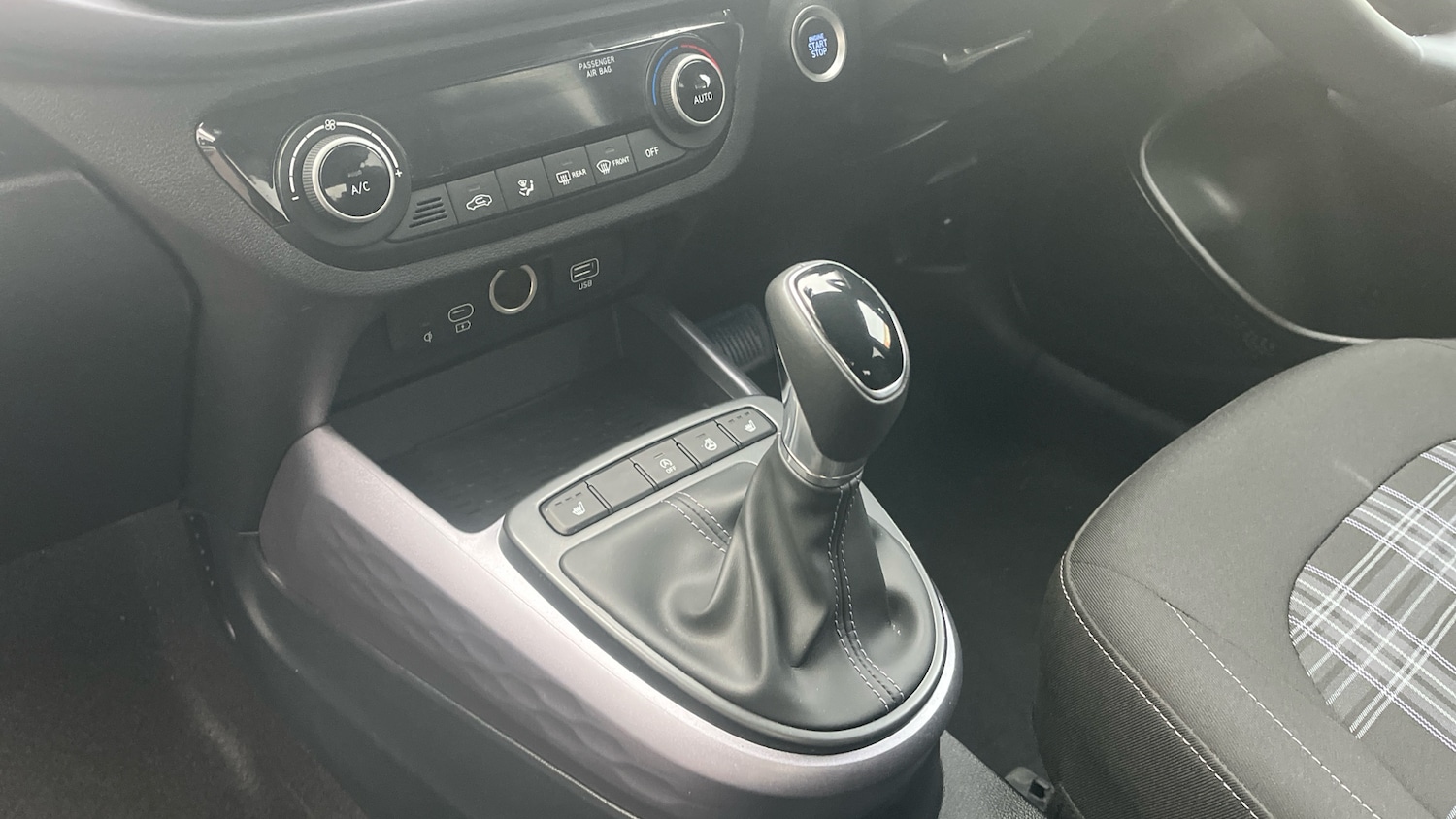 Used Hyundai i10 2024 for sale - 76115734: Photo 13