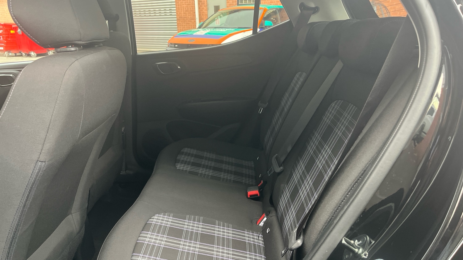 Used Hyundai i10 2024 for sale - 76115734: Photo 16