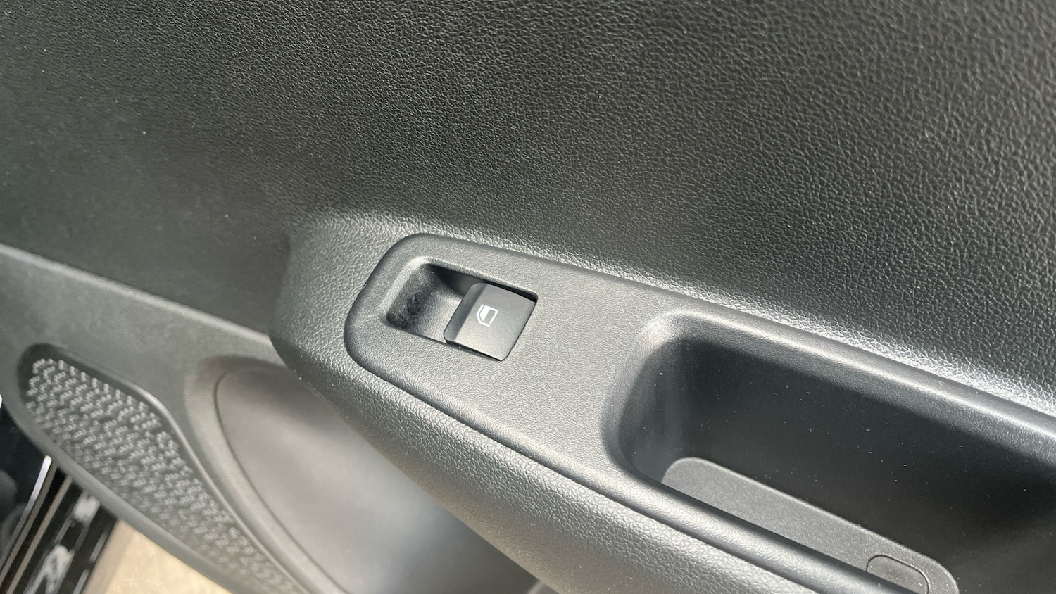 Used Hyundai i10 2024 for sale - 76115734: Photo 45
