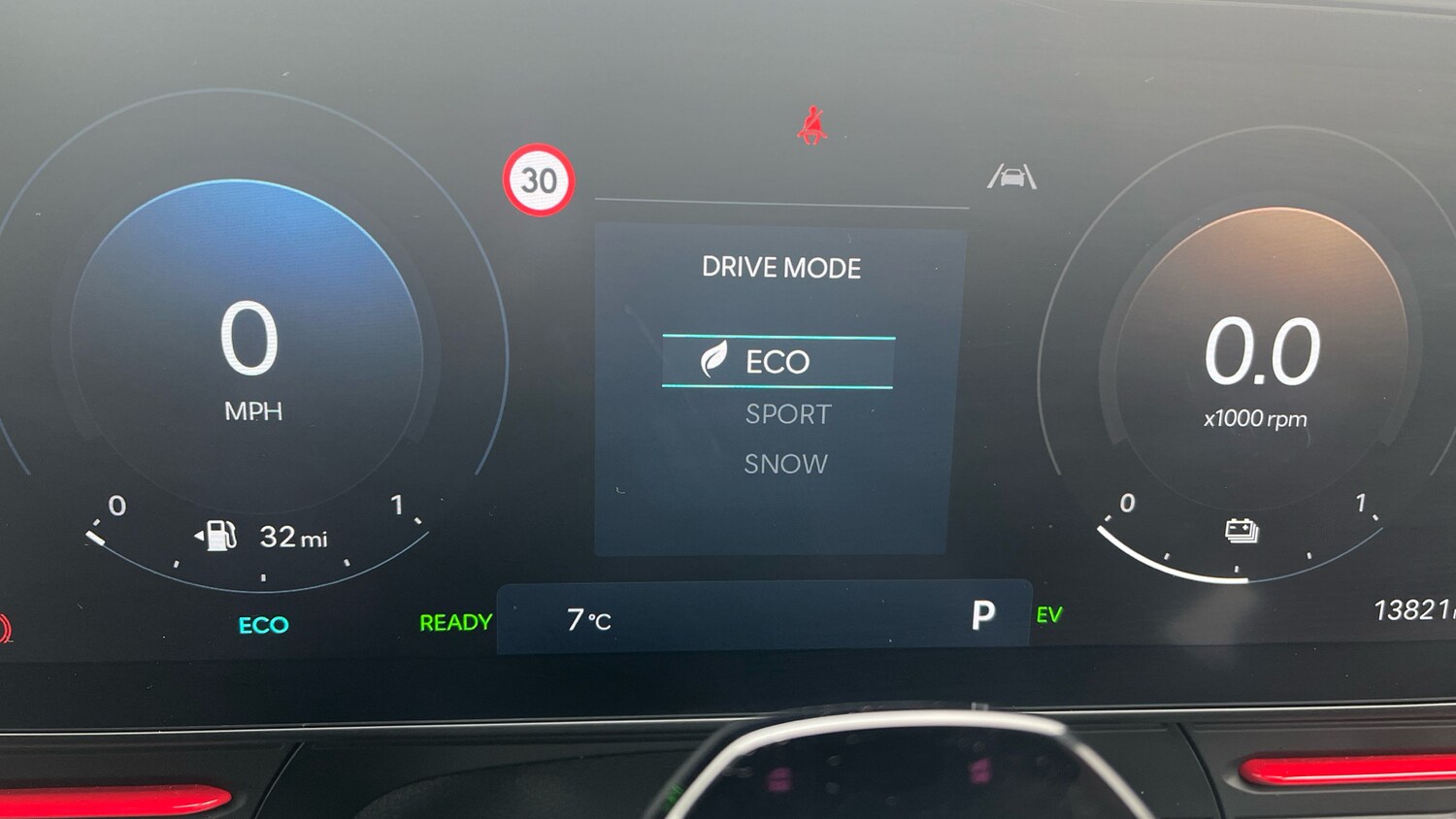 Used Hyundai KONA 2025 for sale - 76507296: Photo 28