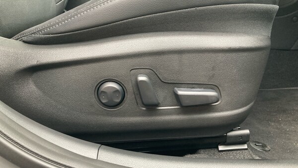 Used Hyundai KONA 2022 for sale - 76302914: Photo 31