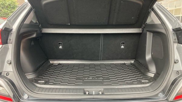 Used Hyundai KONA 2022 for sale - 76302914: Photo 4