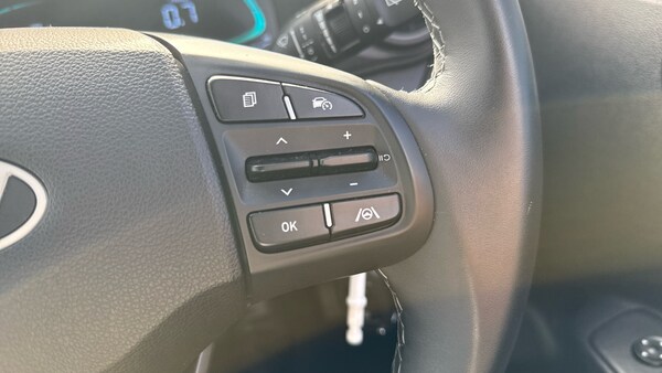 Used Hyundai i10 2024 for sale - 76146533: Photo 26