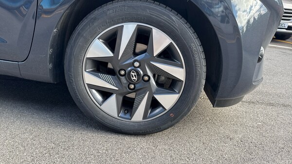 Used Hyundai i10 2024 for sale - 76146533: Photo 31