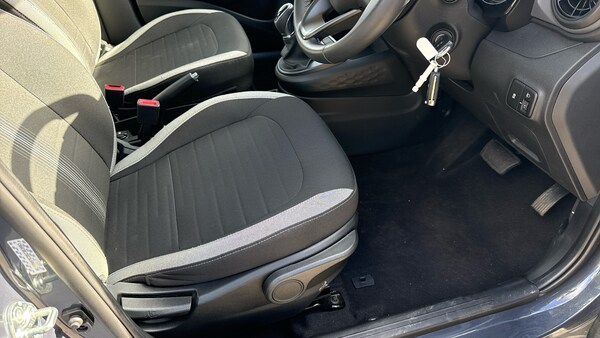Used Hyundai i10 2024 for sale - 76146533: Photo 36