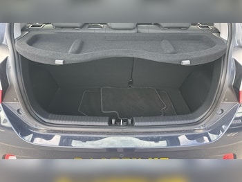 Used Hyundai i10 2024 for sale - 76146533: Photo 4
