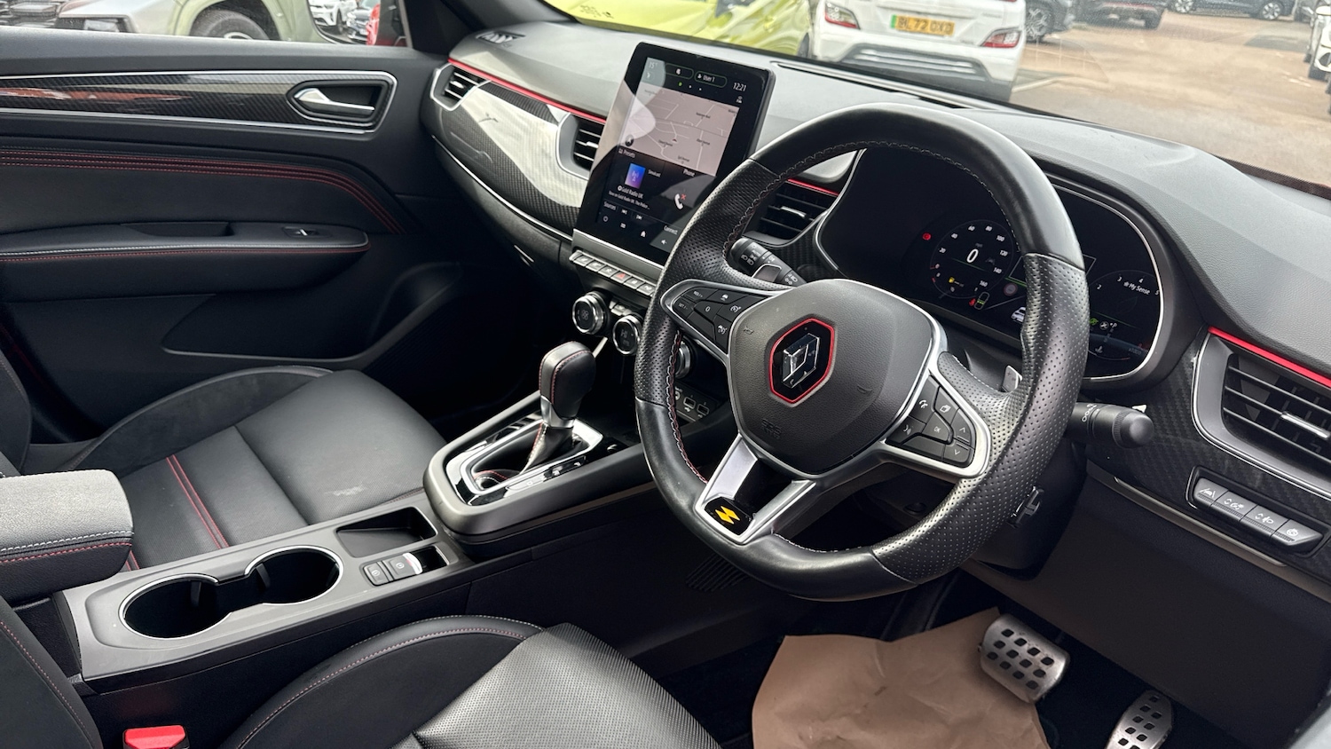 Used Renault Arkana 2023 for sale - 77590291: Photo 11