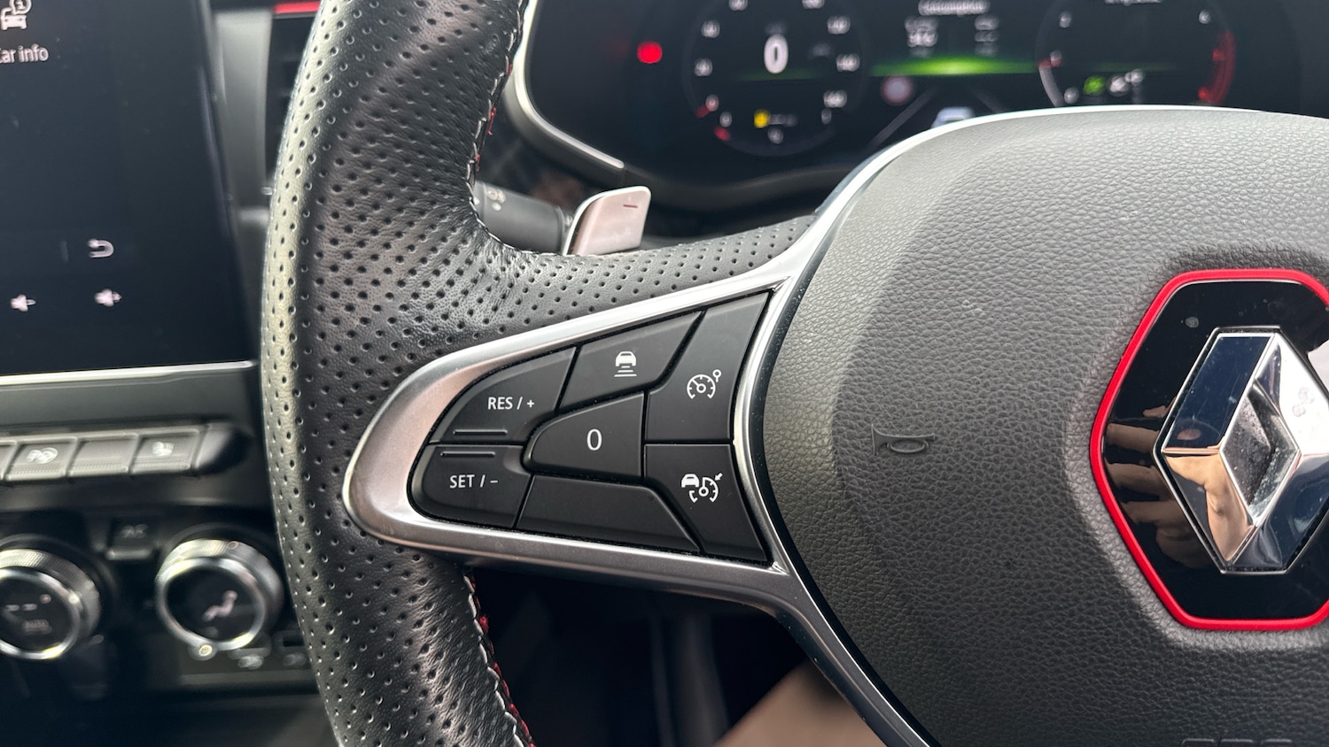 Used Renault Arkana 2023 for sale - 77590291: Photo 26