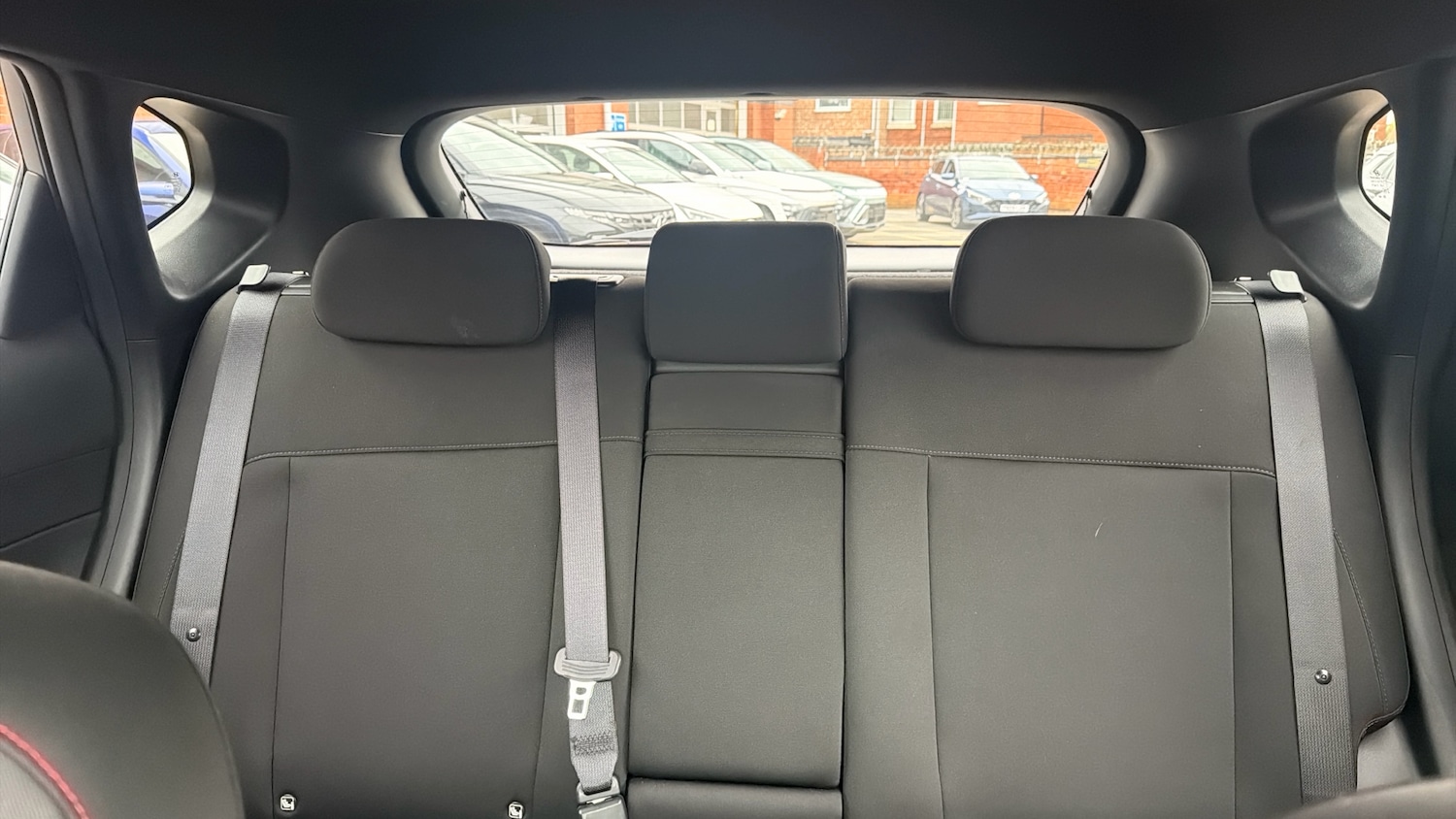 Used Hyundai KONA 2025 for sale - 78097989: Photo 15