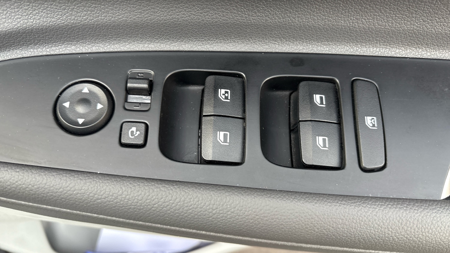 Used Hyundai BAYON 2024 for sale - 76120122: Photo 32