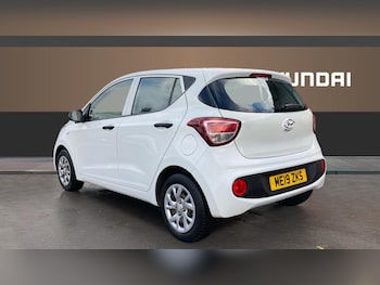 Used Hyundai i10 2019 for sale - 76366259: Photo