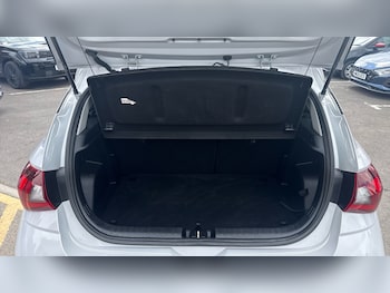 Used Hyundai i20 2025 for sale - 78539560: Photo
