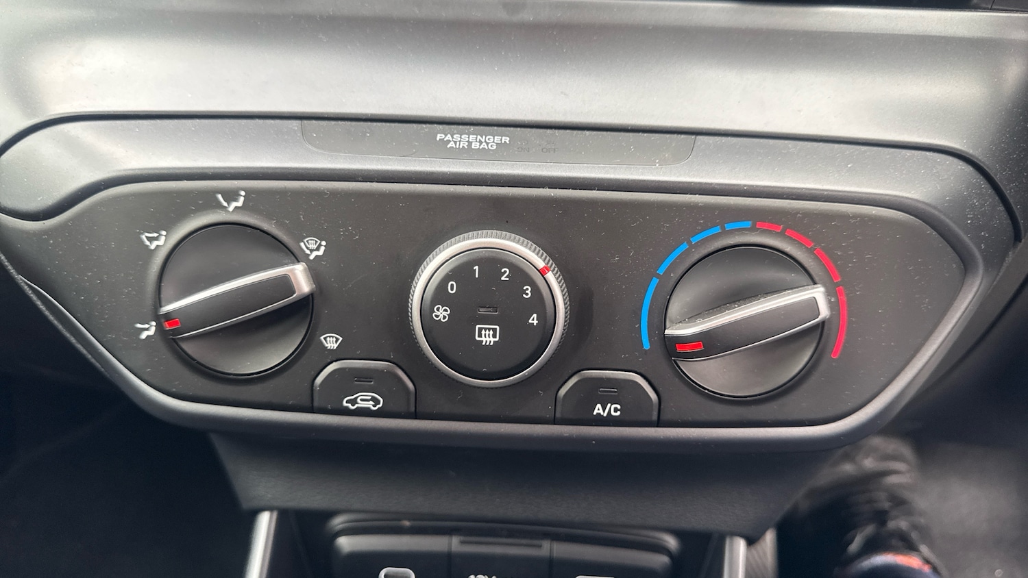 Used Hyundai i20 2025 for sale - 76335092: Photo 32