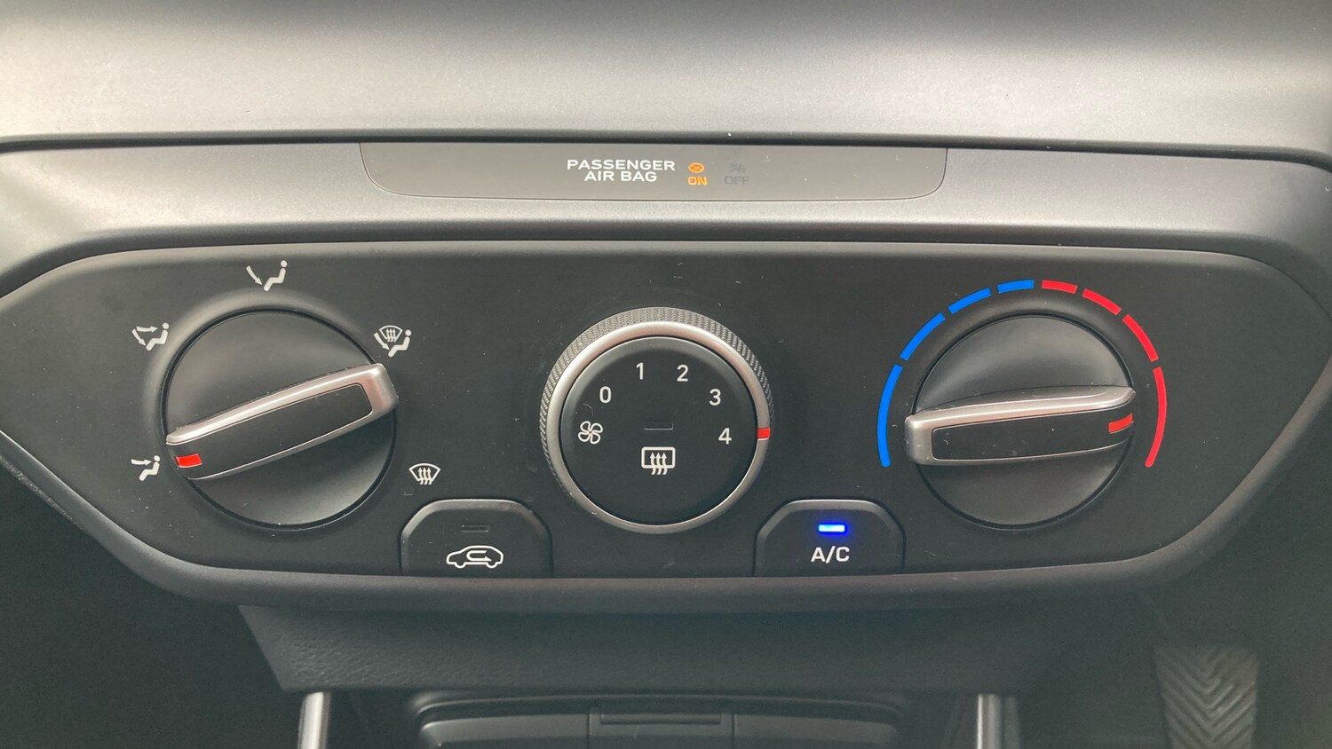 Used Hyundai i20 2025 for sale - 76335092: Photo 40