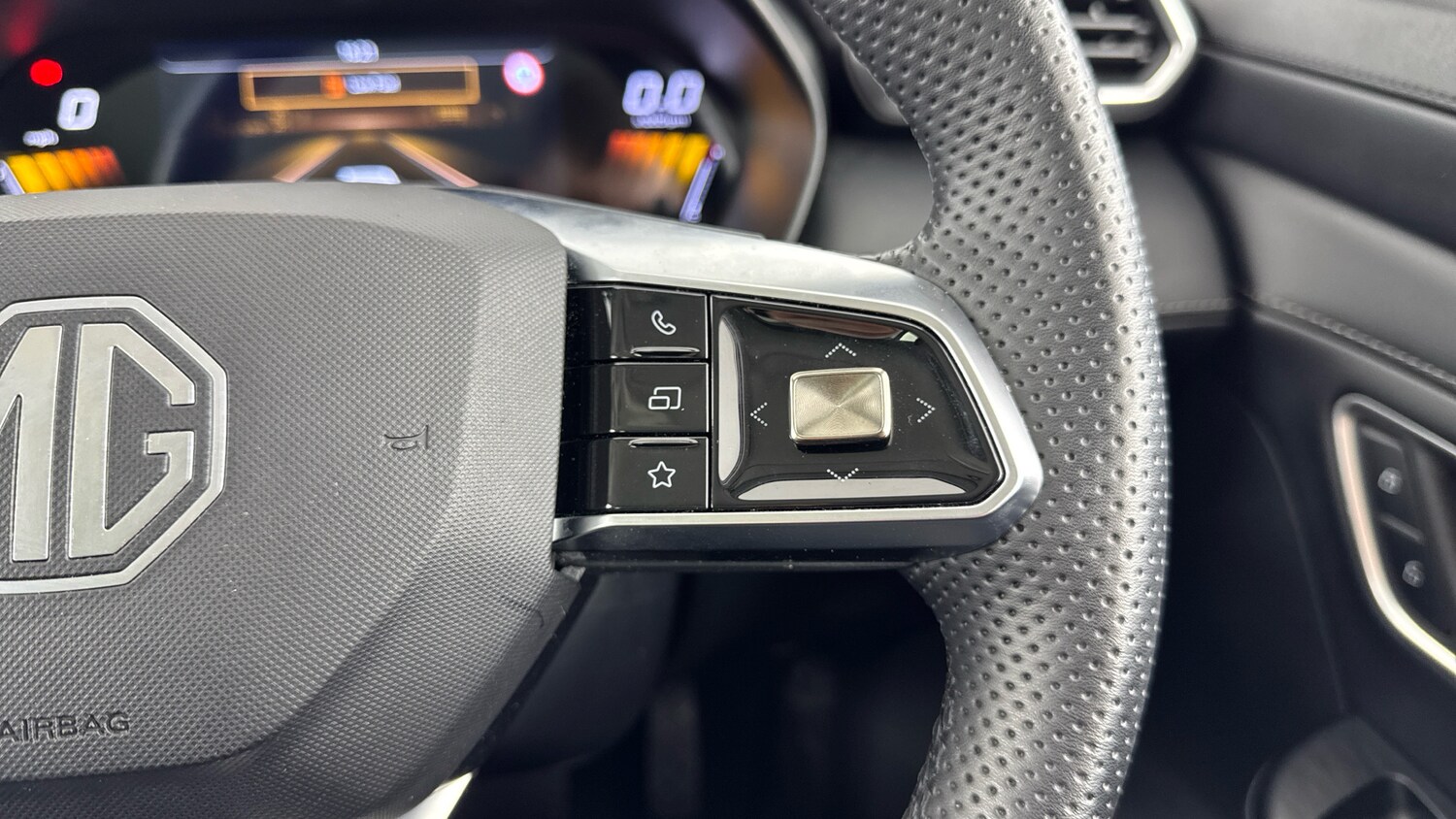 Used MG MG ZS 2024 for sale - 77883838: Photo 18