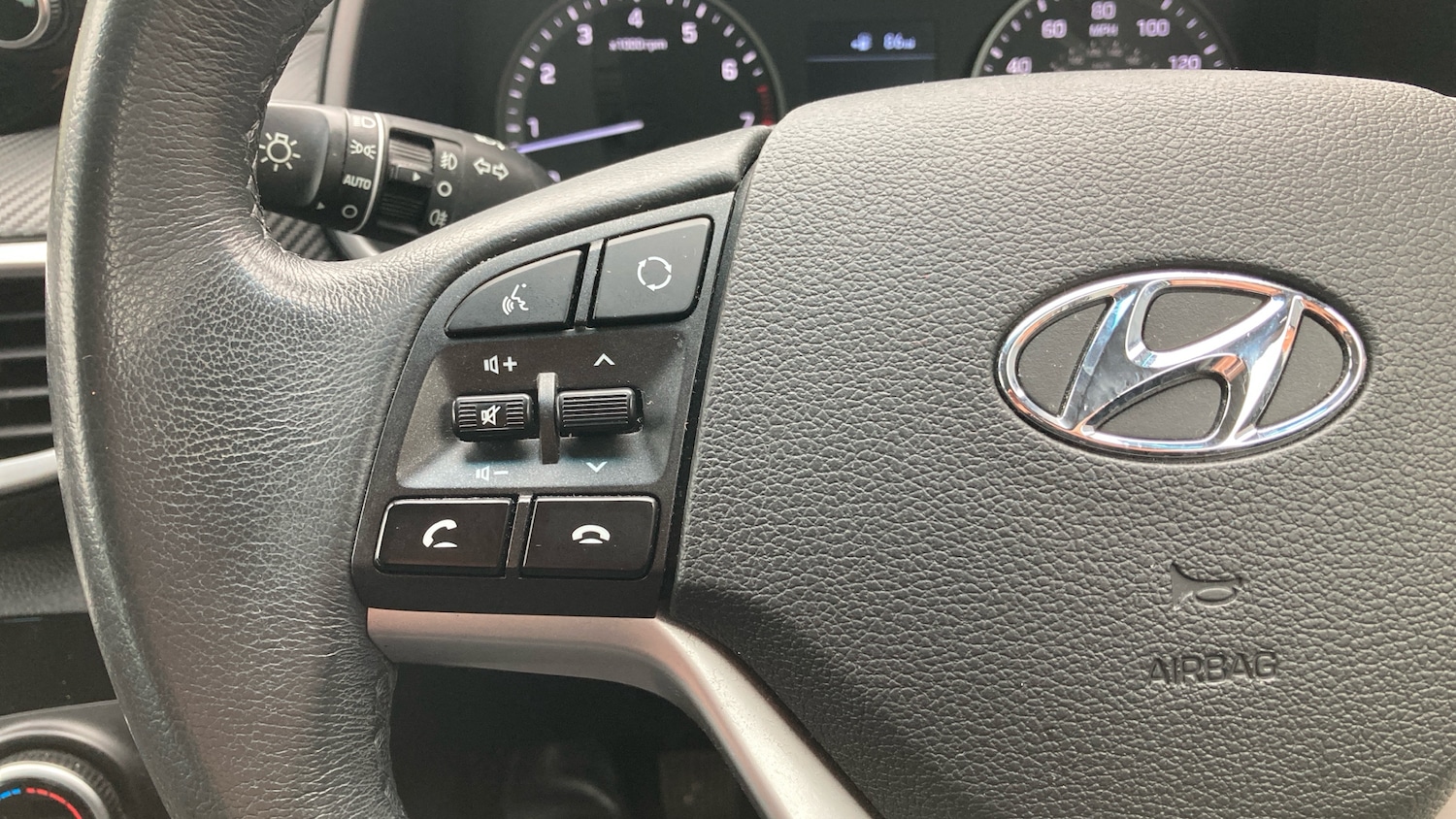 Used Hyundai TUCSON 2020 for sale - 76366257: Photo 19