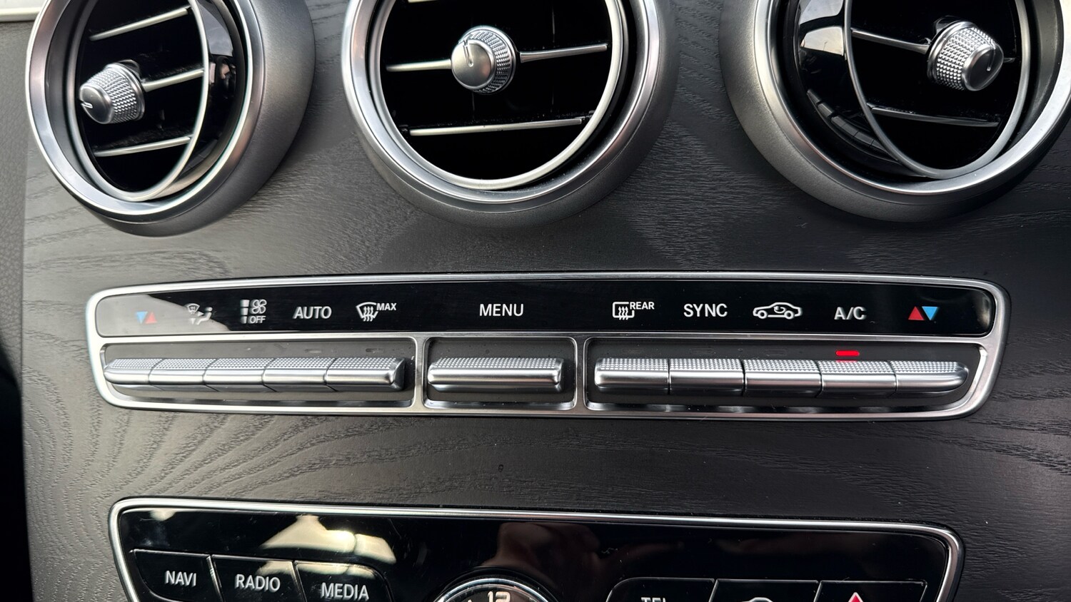 Used Mercedes-Benz C Class 2020 for sale - 77718502: Photo 24