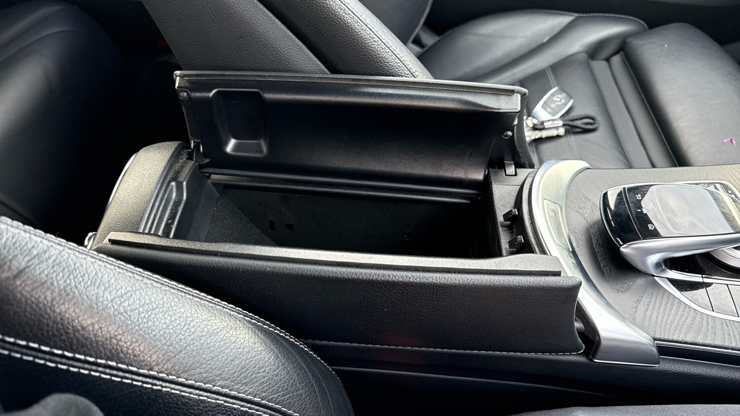 Used Mercedes-Benz C Class 2020 for sale - 77718502: Photo 39