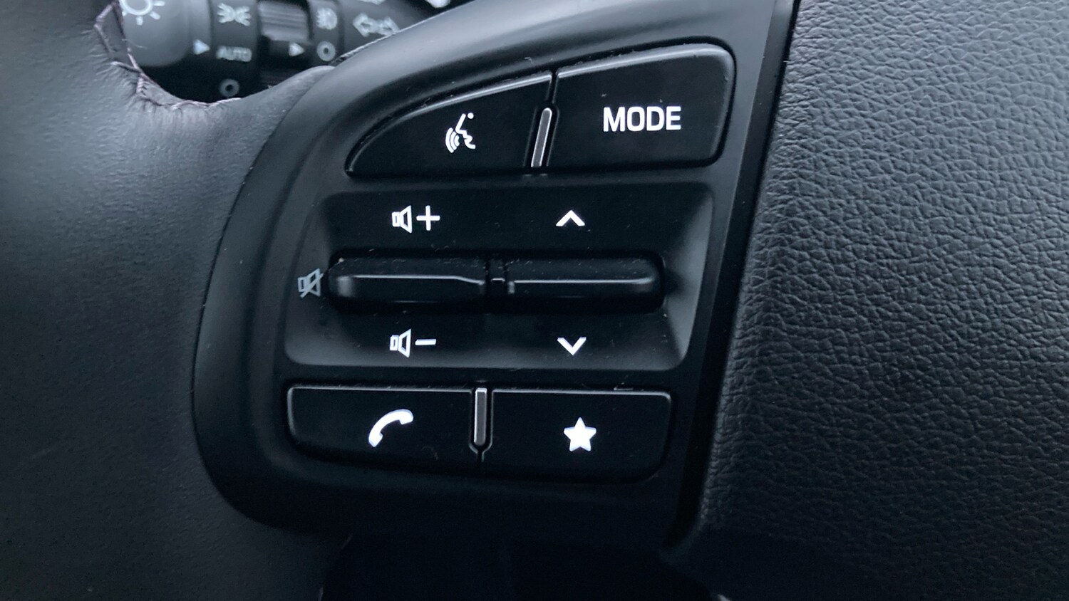 Used Hyundai i10 2024 for sale - 76532090: Photo 28