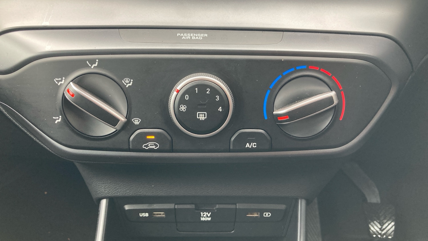 Used Hyundai i20 2022 for sale - 76008688: Photo 36