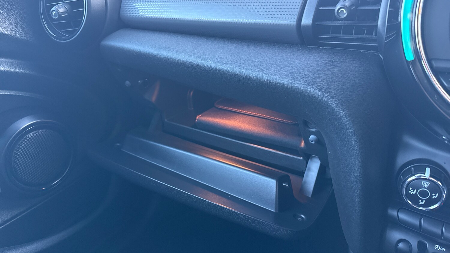 Used MINI Hatch 2019 for sale - 76682237: Photo 21