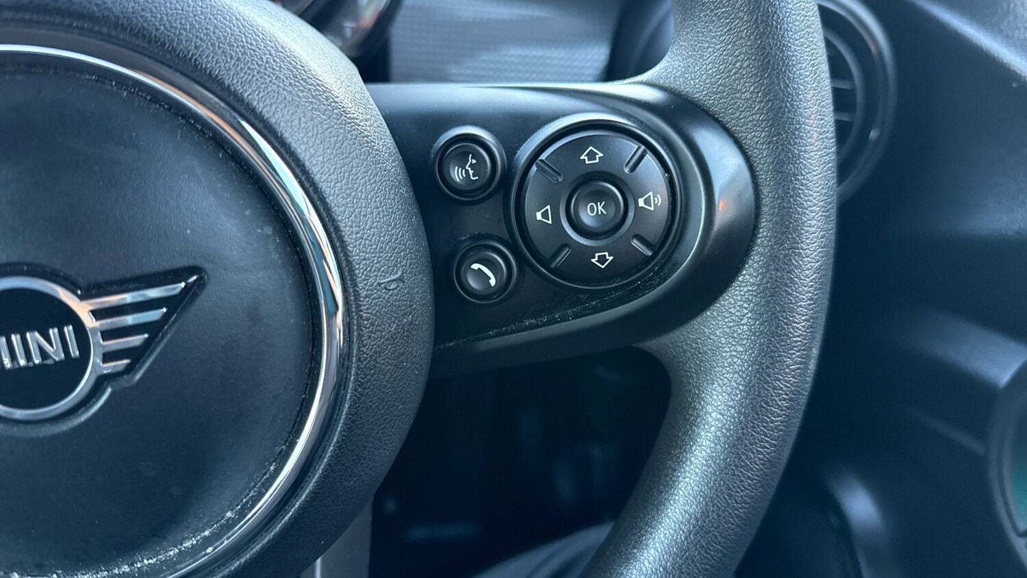 Used MINI Hatch 2019 for sale - 76682237: Photo 29