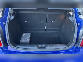 Used MINI Hatch 2019 for sale - 76682237: Photo