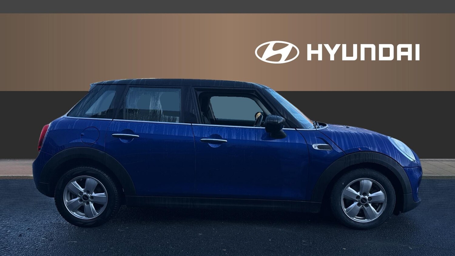 Used MINI Hatch 2019 for sale - 76682237: Photo 5