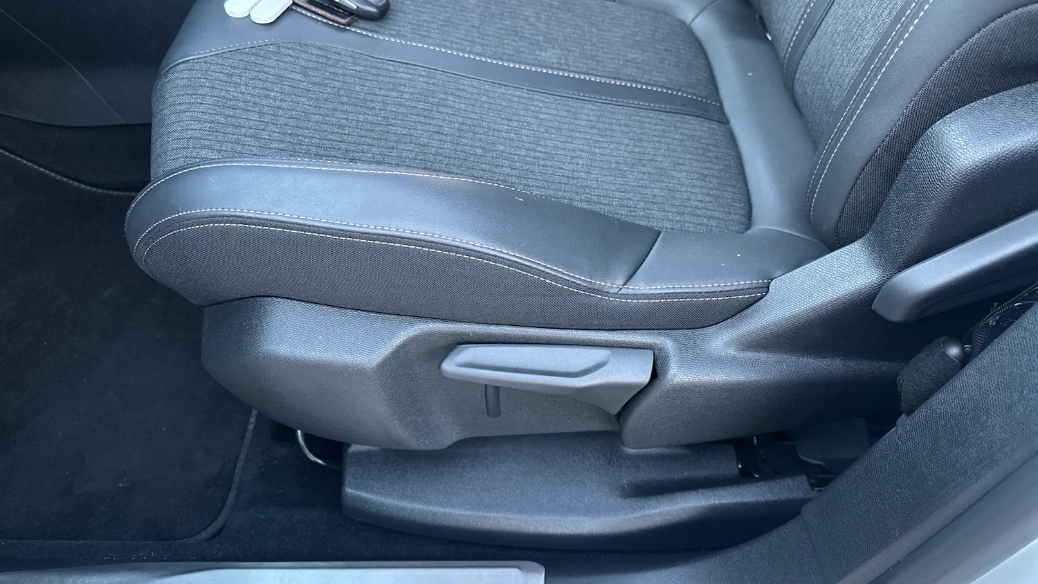 Used Peugeot 3008 2020 for sale - 77149207: Photo 34