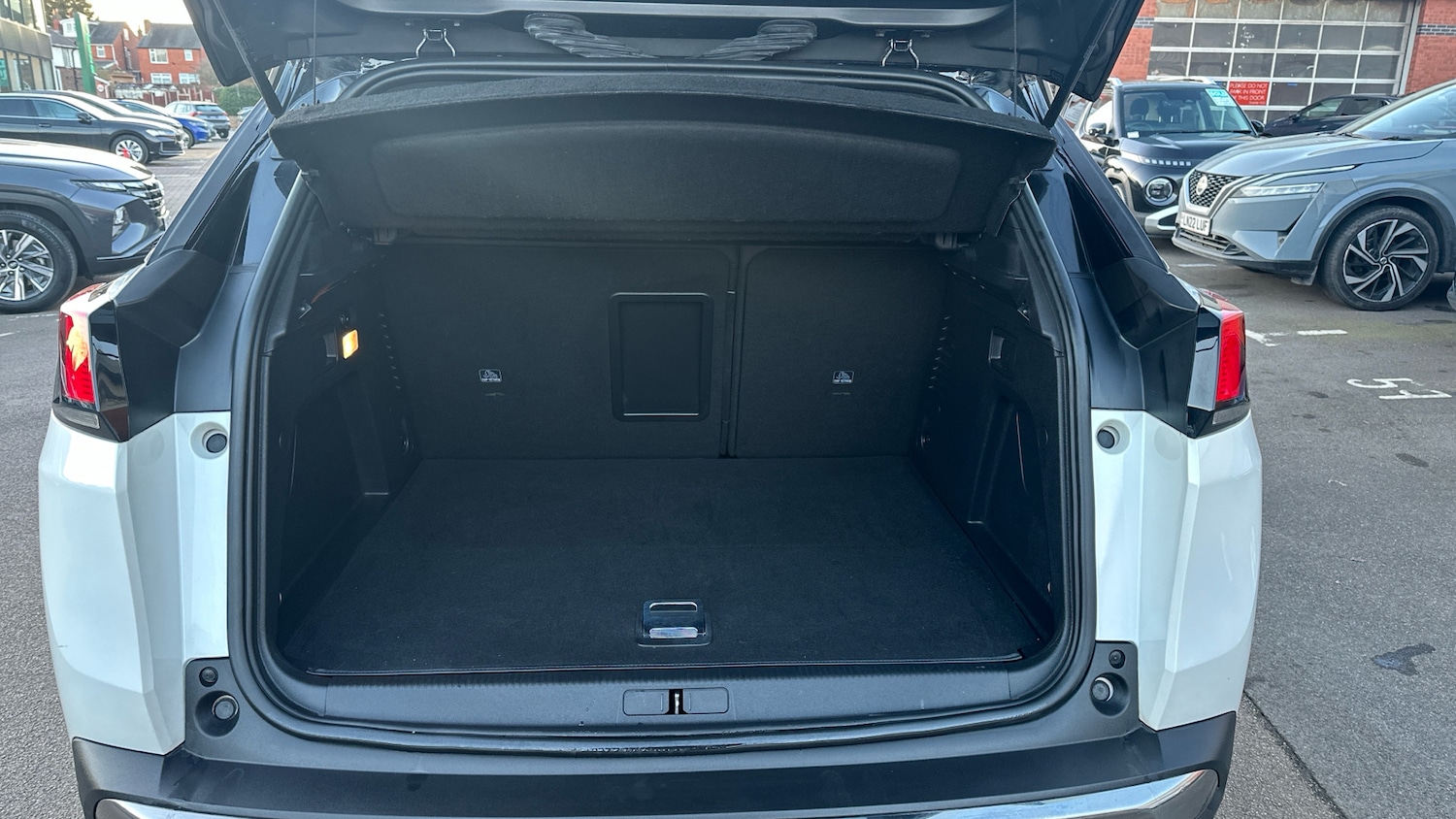 Used Peugeot 3008 2020 for sale - 77149207: Photo 4