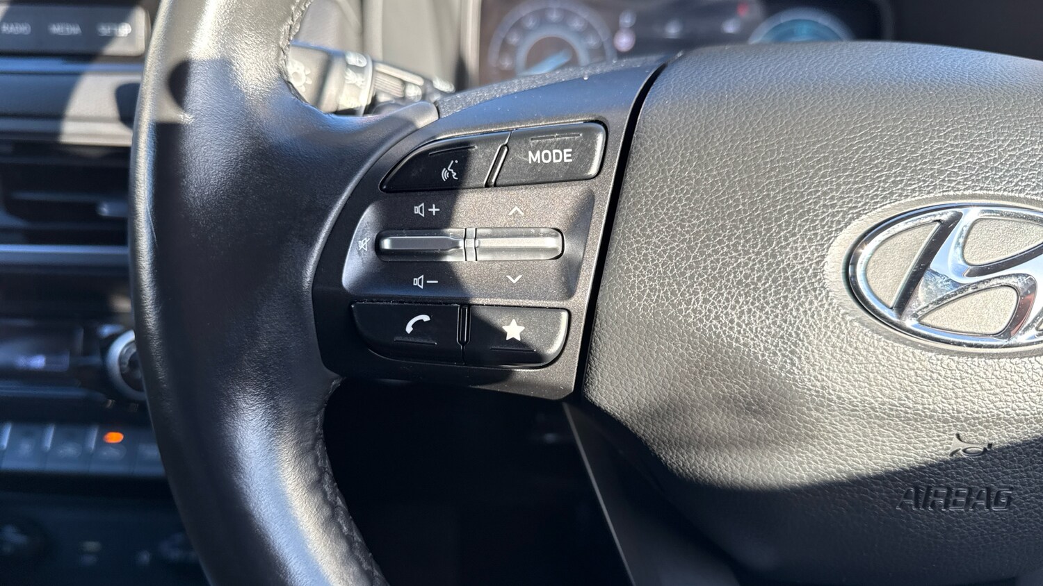 Used Hyundai KONA 2021 for sale - 76612506: Photo 31