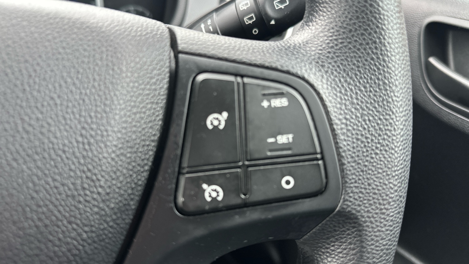 Used Hyundai i10 2018 for sale - 77136079: Photo 25