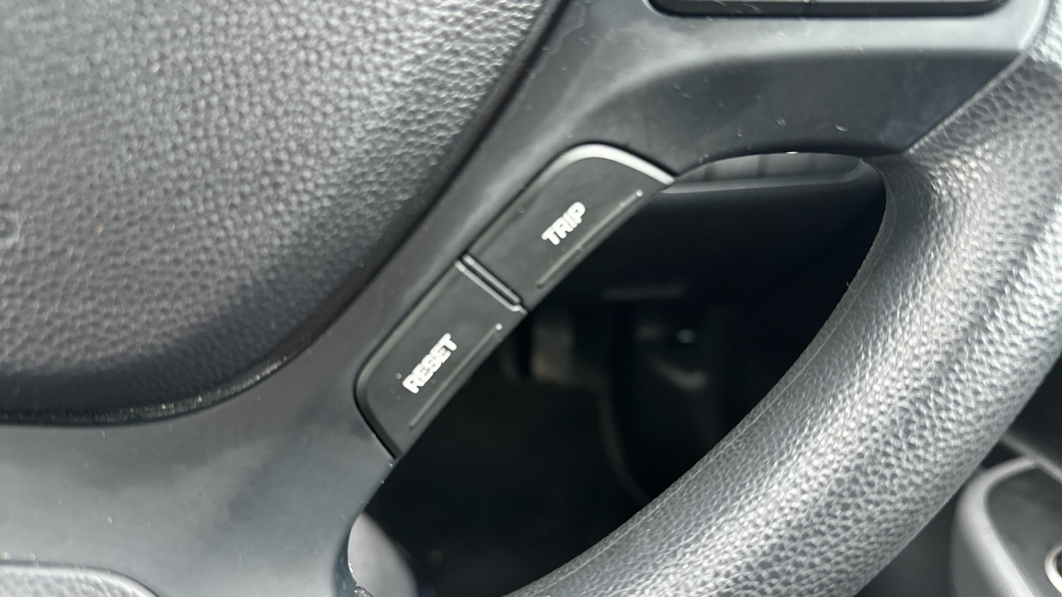 Used Hyundai i10 2018 for sale - 77136079: Photo 28