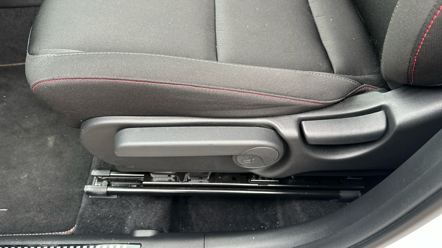 Used Hyundai KONA 2025 for sale - 76891614: Photo 33