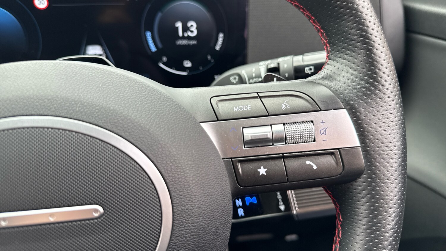 Used Hyundai KONA 2025 for sale - 76492076: Photo 25