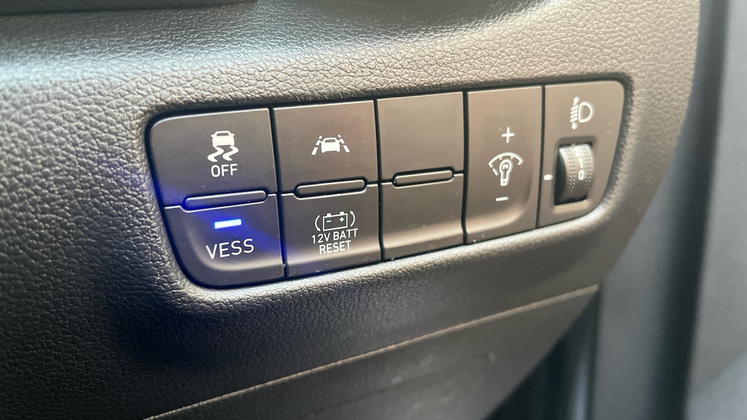 Used Hyundai KONA 2020 for sale - 76905941: Photo 31