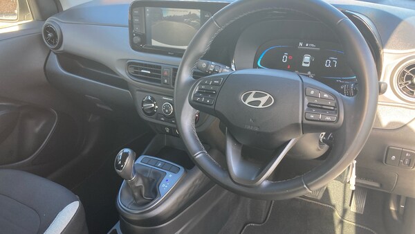 Used Hyundai i10 2023 for sale - 76146526: Photo 11