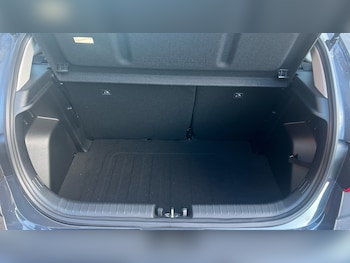 Used Hyundai i20 2025 for sale - 76504408: Photo