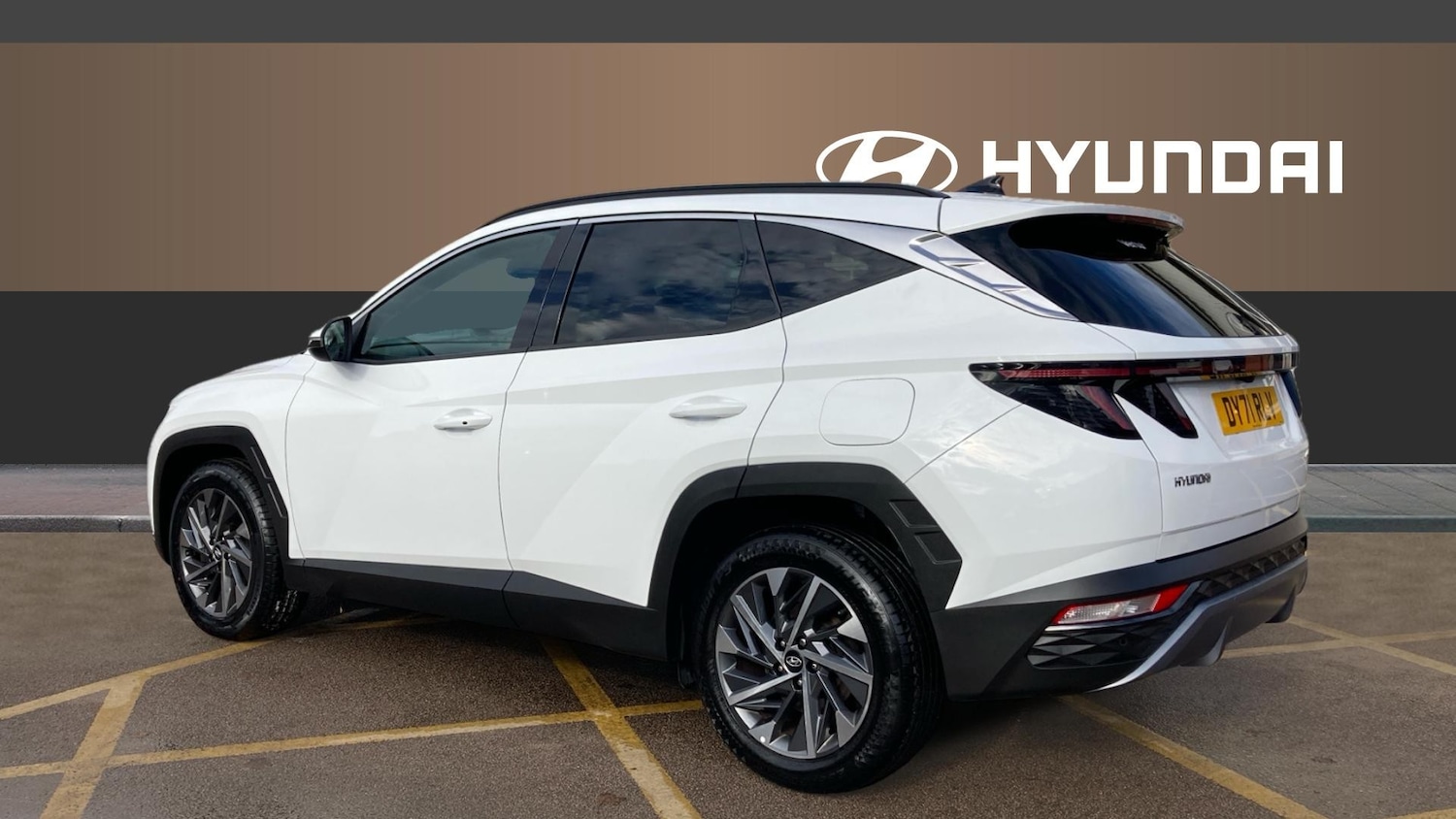 Used Hyundai TUCSON 2021 for sale - 76402310: Photo 2