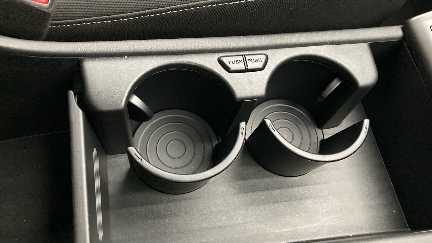 Used Hyundai KONA 2025 for sale - 76891610: Photo 31