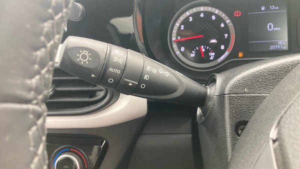 Used Hyundai i10 2022 for sale - 76299751: Photo 31