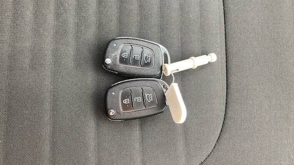 Used Hyundai i10 2022 for sale - 76299751: Photo 36