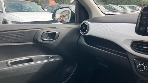 Used Hyundai i10 2022 for sale - 76299751: Photo 39