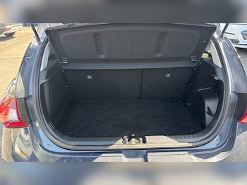 Used Hyundai i20 2022 for sale - 78459285: Photo