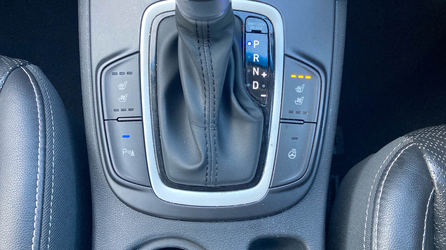 Used Hyundai KONA 2020 for sale - 76720401: Photo 32