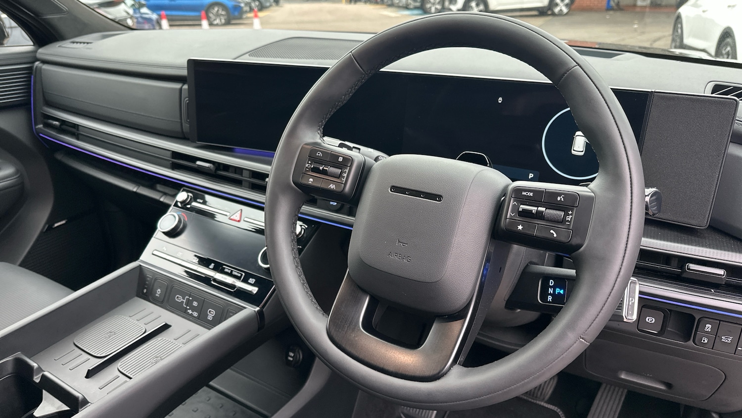 Used Hyundai Santa Fe 2025 for sale - 77088081: Photo 11