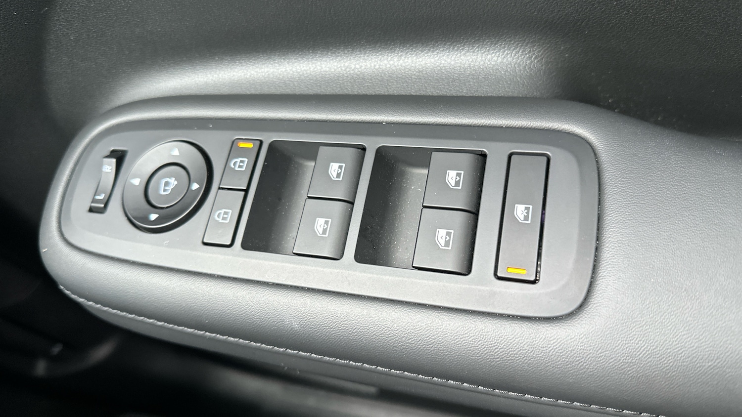 Used Hyundai Santa Fe 2025 for sale - 77088081: Photo 28